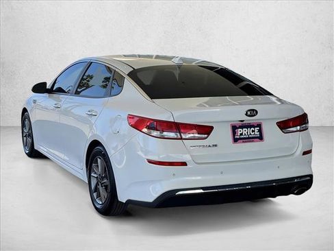 Used 2020 Kia Optima LX FWD image 3