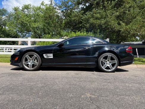 Used 2011 Mercedes-Benz SL 63 AMG image 10