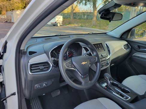 Certified 2024 Chevrolet Equinox LS w/ LS Convenience Package image 26
