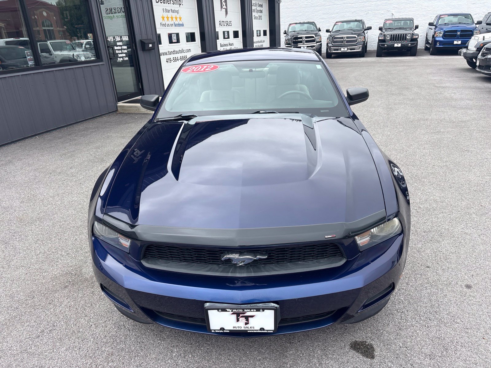 Used 2012 Ford Mustang Coupe RWD image 9