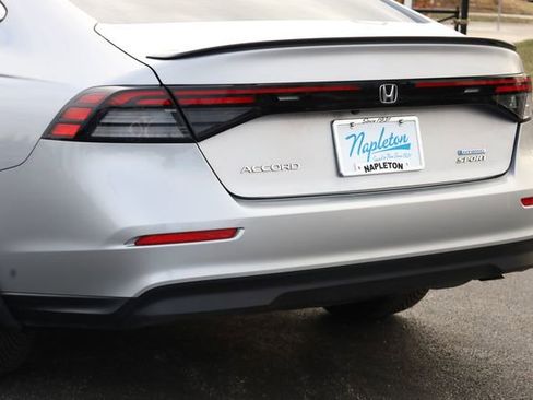Used 2023 Honda Accord Sport image 7