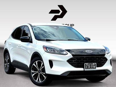 Used 2022 Ford Escape SE w/ SE Sport Appearance Package