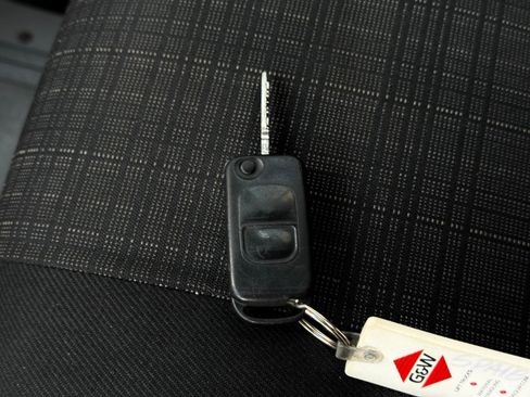 Used 2016 Mercedes-Benz Sprinter 2500 image 28