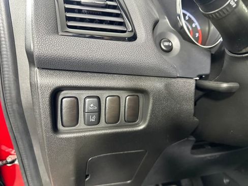 Used 2024 Mitsubishi Outlander Sport LE image 19