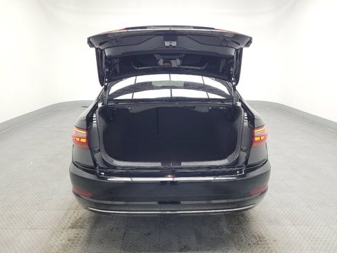 Used 2019 Volkswagen Jetta S w/ Driver Assistance Package image 29