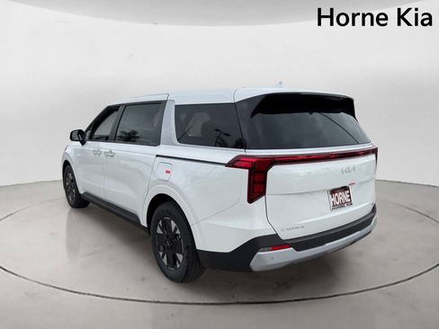 New 2026 Kia Carnival LXS FWD image 5