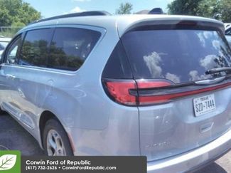 Used 2023 Chrysler Pacifica Limited FWD video 2