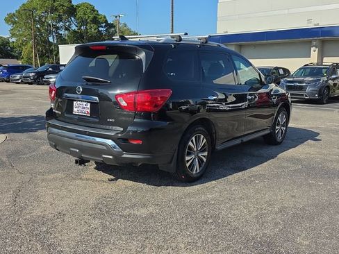 Used 2020 Nissan Pathfinder S AWD/4WD image 4