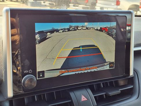 Used 2025 Toyota RAV4 LE image 5