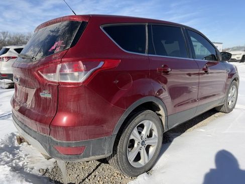 Used 2015 Ford Escape SE image 4