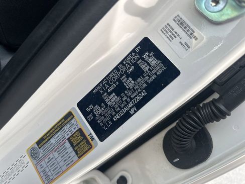 Used 2024 Kia Soul LX w/ Option Group 015 image 31