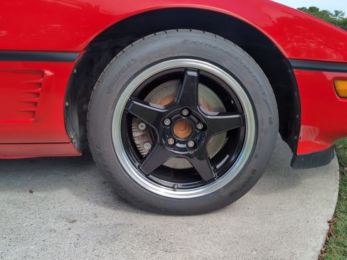 Used 1995 Chevrolet Corvette Coupe RWD image 13