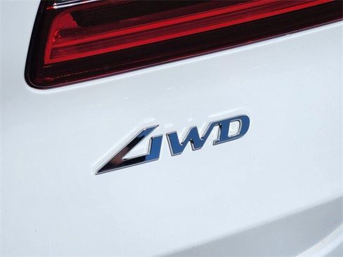 Used 2025 Genesis GV80 2.5T Prestige image 8