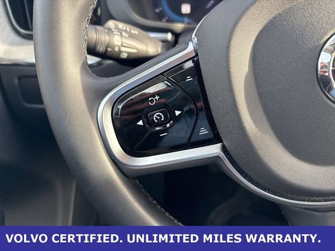 Certified 2025 Volvo XC60 B5 Plus image 19
