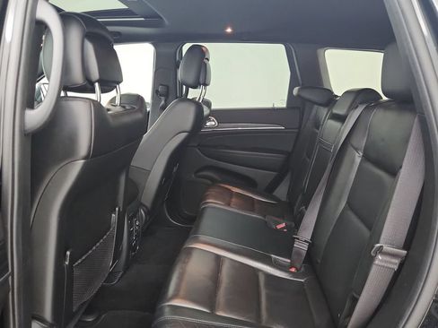Certified 2022 Jeep Grand Cherokee Limited AWD/4WD image 18