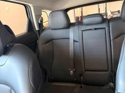 Used 2025 Kia Sportage EX AWD/4WD image 14