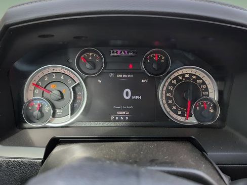 Used 2018 RAM 3500 Laramie w/ Convenience Group AWD/4WD image 27