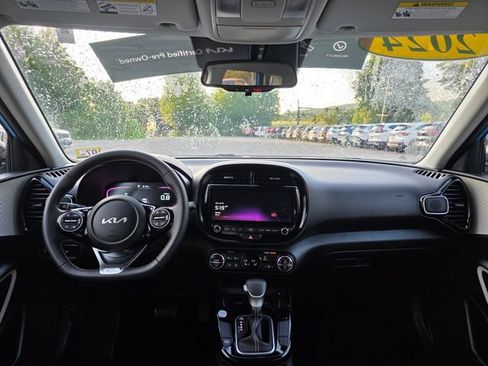 Certified 2024 Kia Soul GT-Line FWD image 18