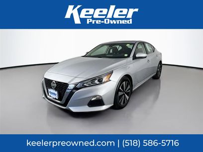 Used 2022 Nissan Altima 2.5 SV w/ SV Premium Package