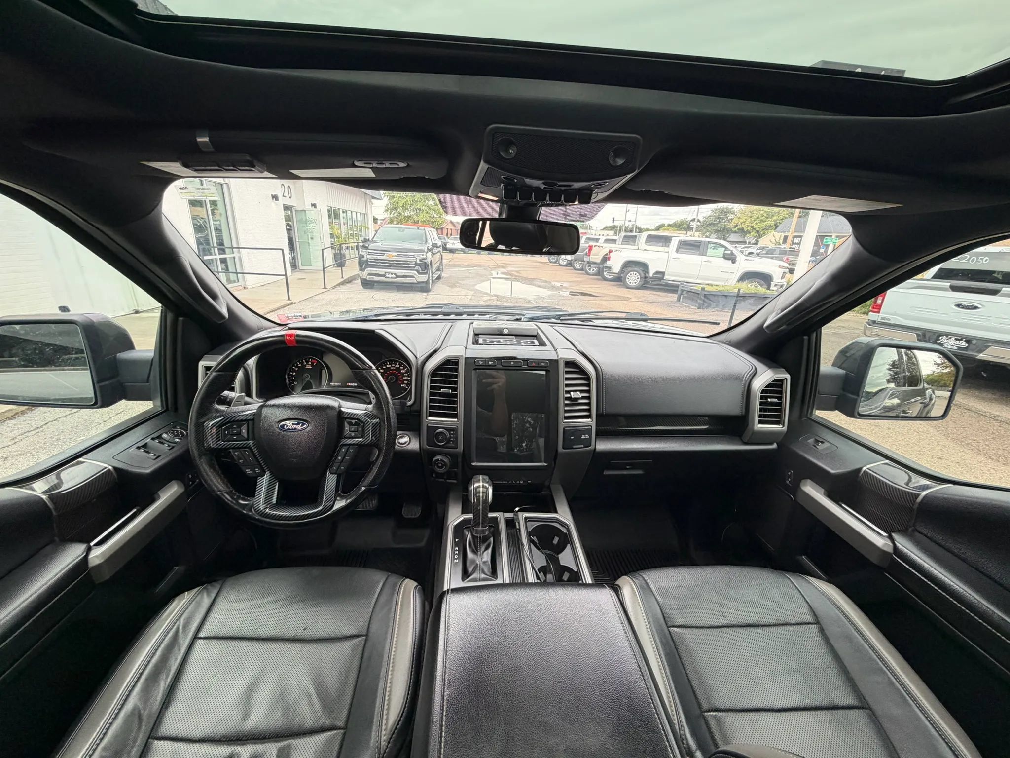 Used 2018 Ford F150 Raptor w/ Equipment Group 802A Luxury AWD/4WD image 22