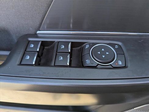 Used 2025 Ford F150 Lariat w/ Equipment Group 501A Mid AWD/4WD image 7