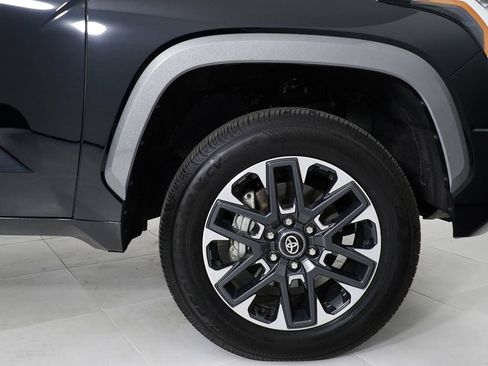 Used 2025 Toyota Tundra Limited AWD/4WD image 15