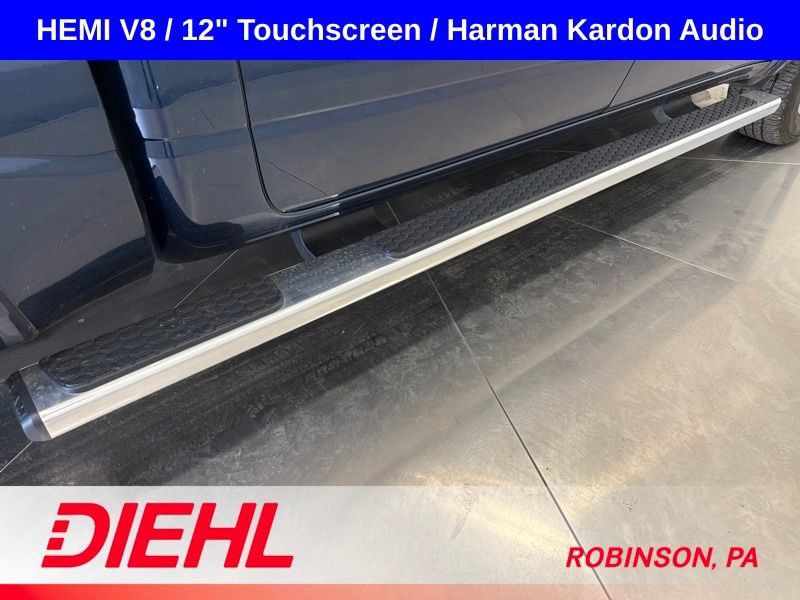 Used 2022 RAM 1500 Laramie AWD/4WD image 8