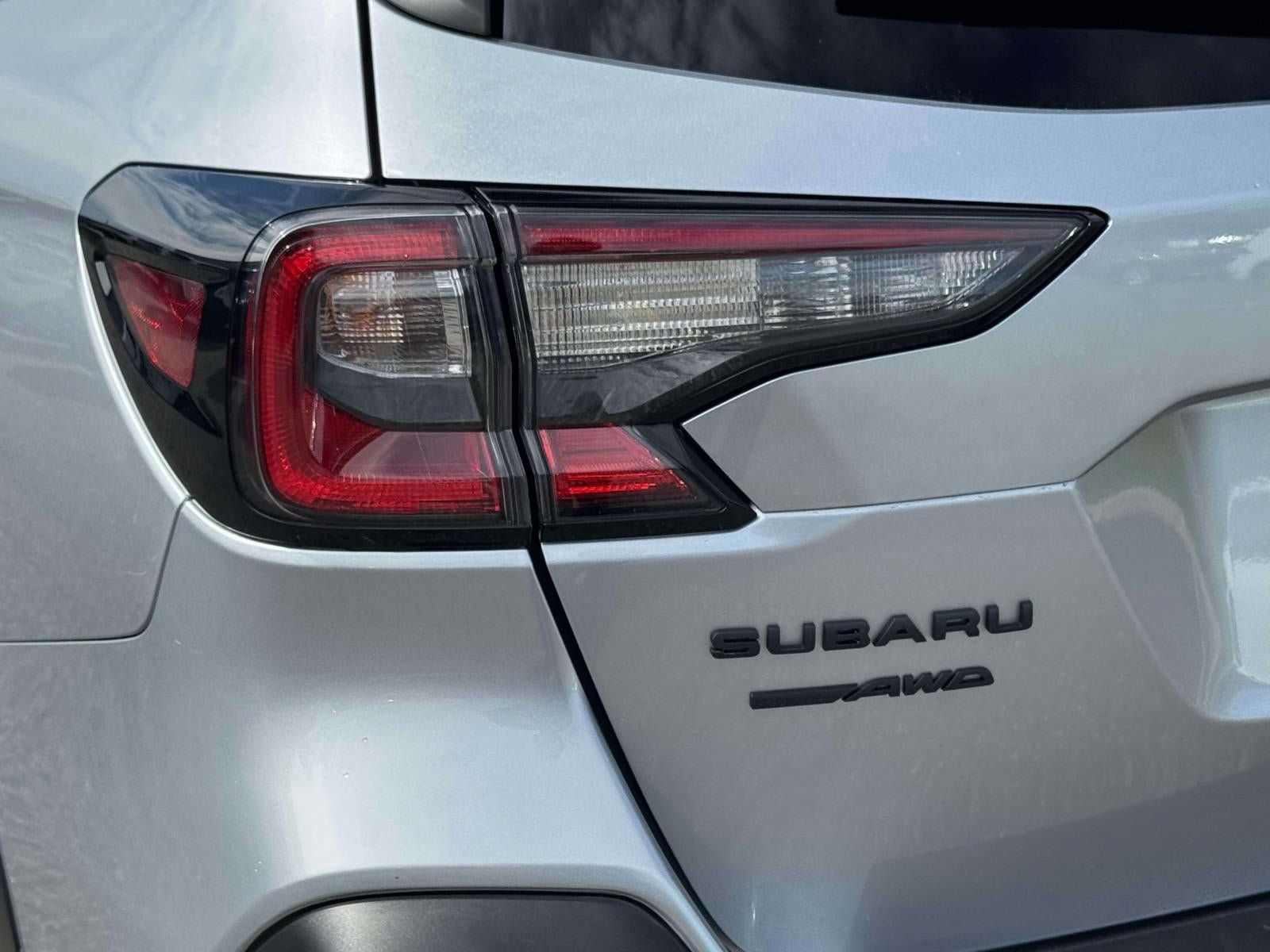 Certified 2023 Subaru Outback Onyx Edition AWD/4WD image 8