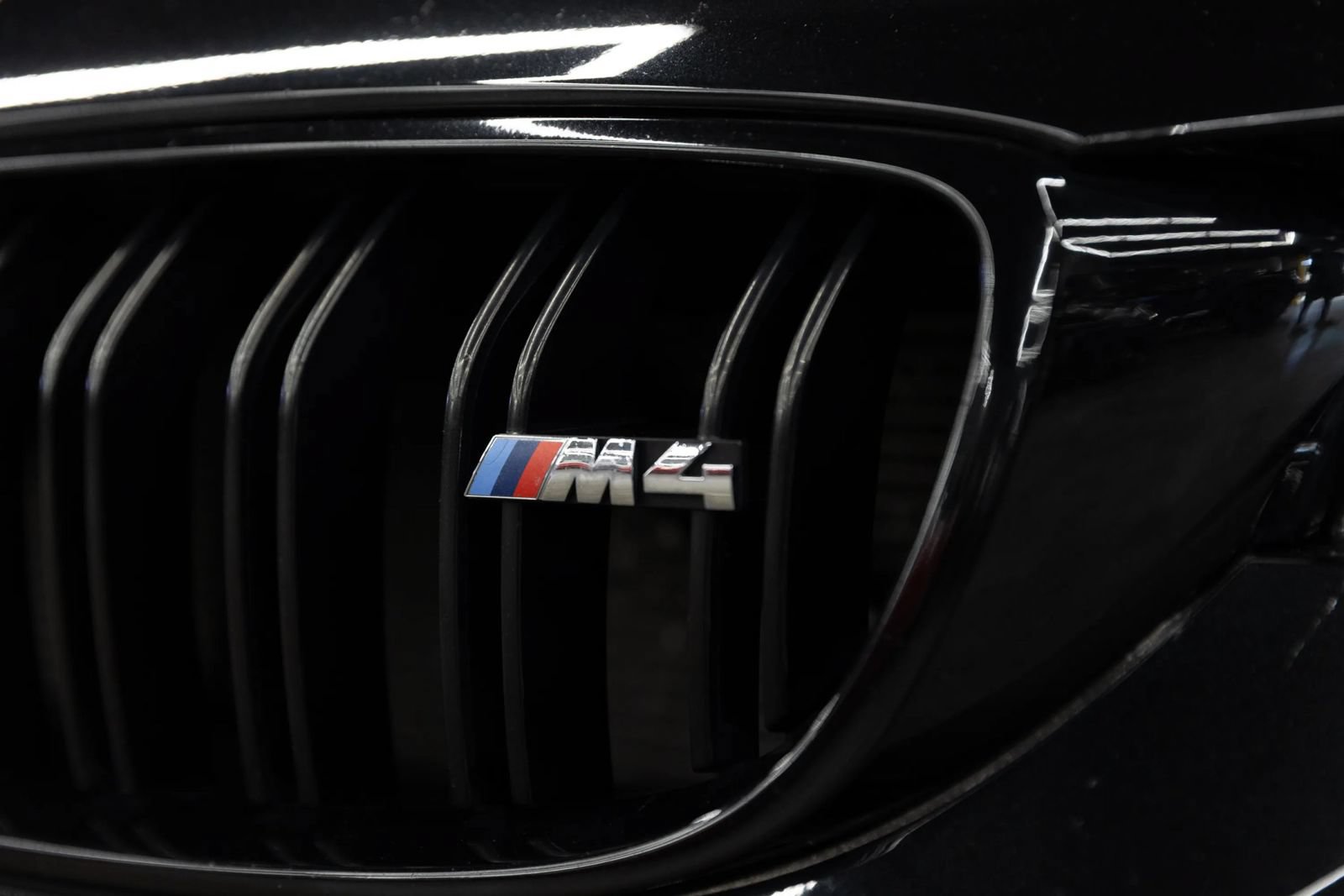 Used 2019 BMW M4 CS w/ Executive Package RWD image 10