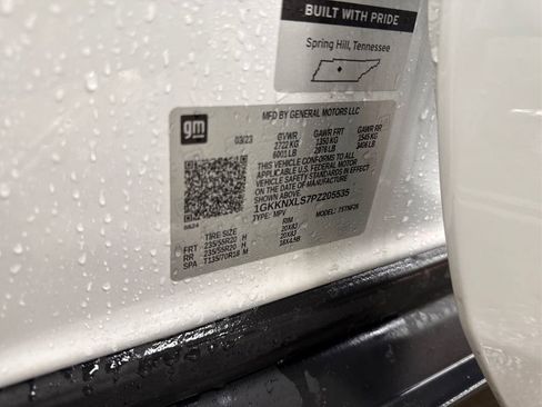 Used 2023 GMC Acadia Denali w/ Denali Ultimate Package image 17