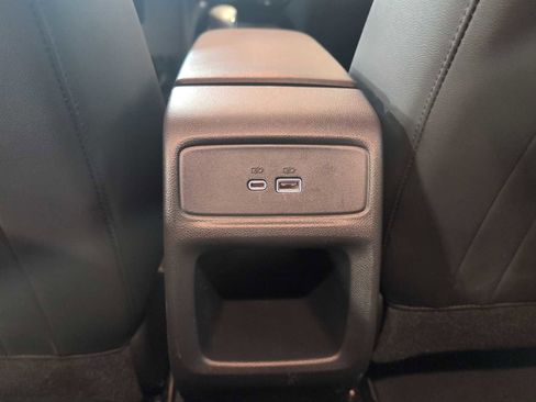 Used 2025 Chevrolet Trax LT w/ LT Convenience Package image 22