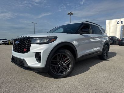 New 2026 Ford Explorer ST w/ Sun And Sound Package