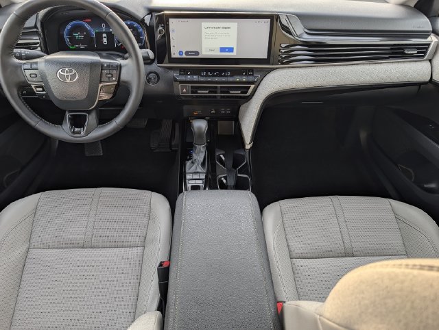 Used 2026 Toyota Camry XLE AWD/4WD image 11