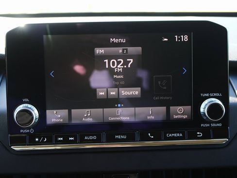 Used 2024 Mitsubishi Outlander ES image 16