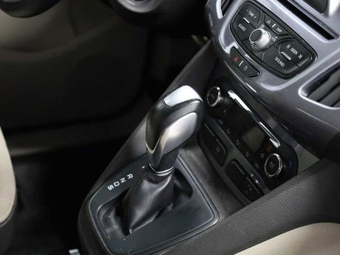 Used 2015 Ford Transit Connect Titanium image 19