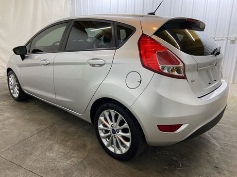 Used 2014 Ford Fiesta SE w/ Equipment Group 201A image 8