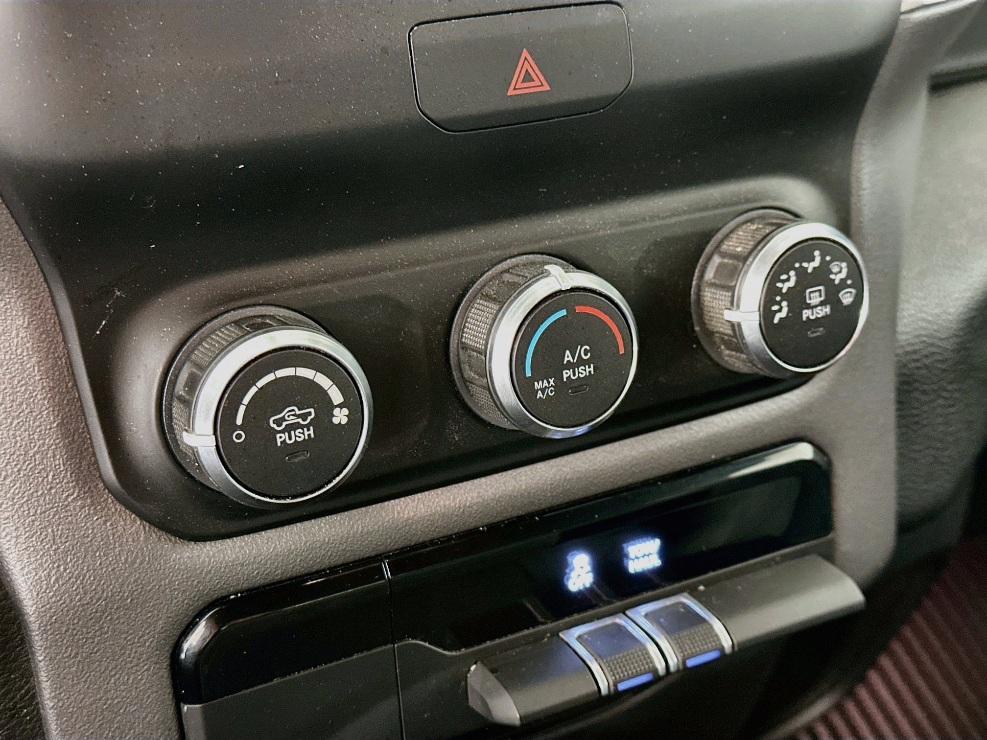 Used 2023 RAM 1500 Big Horn AWD/4WD image 23