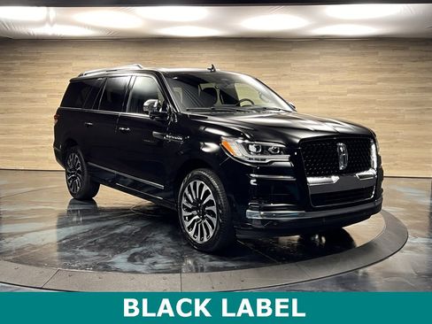 Used 2023 Lincoln Navigator L Black Label image 1