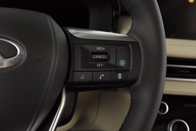 Used 2025 INFINITI QX60 Luxe AWD/4WD image 31