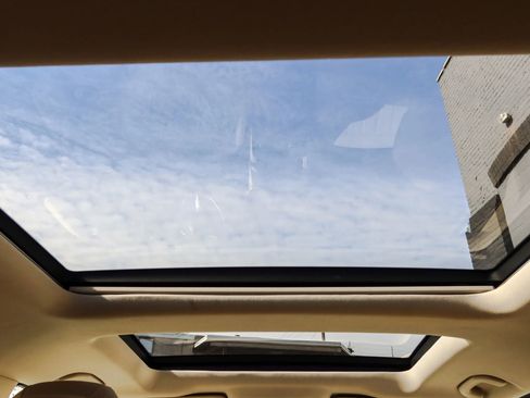 Used 2018 Mercedes-Benz GLS 450 4MATIC w/ Premium Package image 21