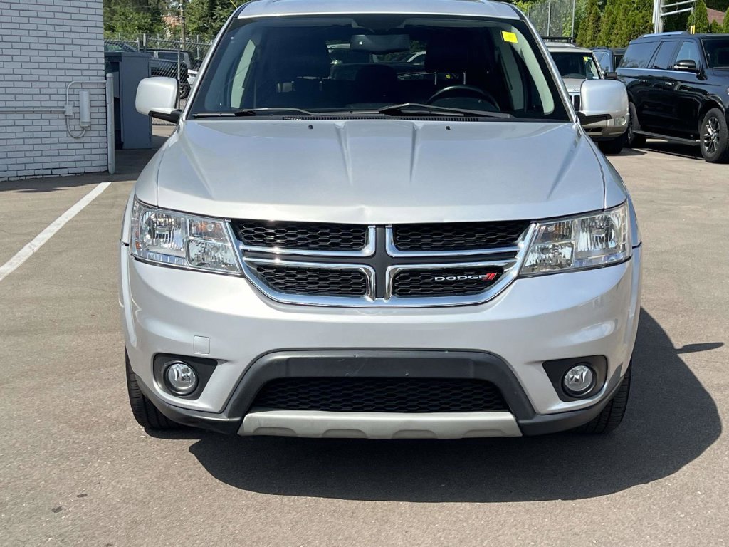 Used 2014 Dodge Journey Limited w/ Driver Convenience Group FWD image 9