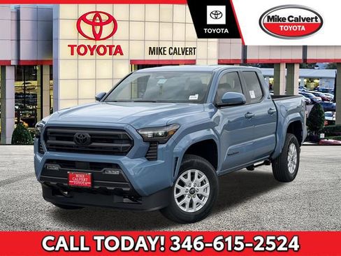 Used 2026 Toyota Tacoma SR5 image 1