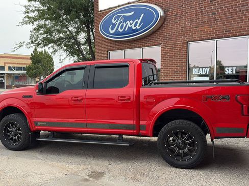 Used 2018 Ford F150 Lariat w/ Equipment Group 502A Luxury AWD/4WD image 2