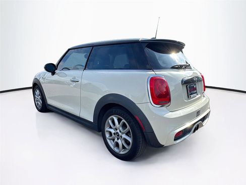 Used 2017 MINI Cooper S image 5