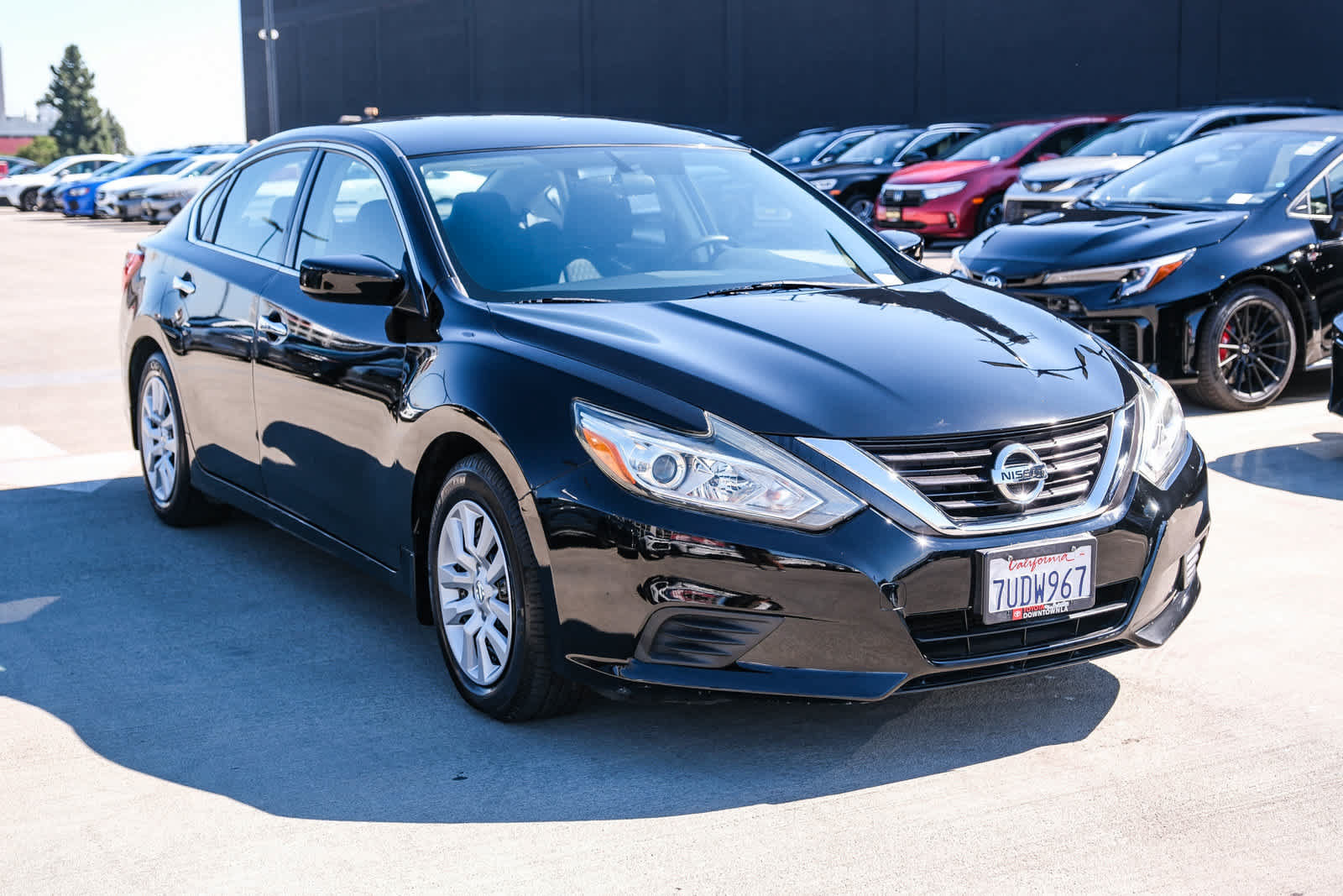 Used 2016 Nissan Altima 2.5 S w/ Power Driver Seat Package FWD image 3