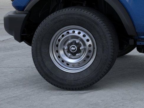 New 2025 Ford Bronco 4-Door image 21