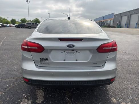 Certified 2018 Ford Focus SEL FWD image 3