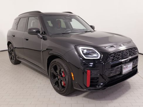 Used 2025 MINI Cooper Countryman John Cooper Works w/ Comfort Package Max AWD/4WD image 6