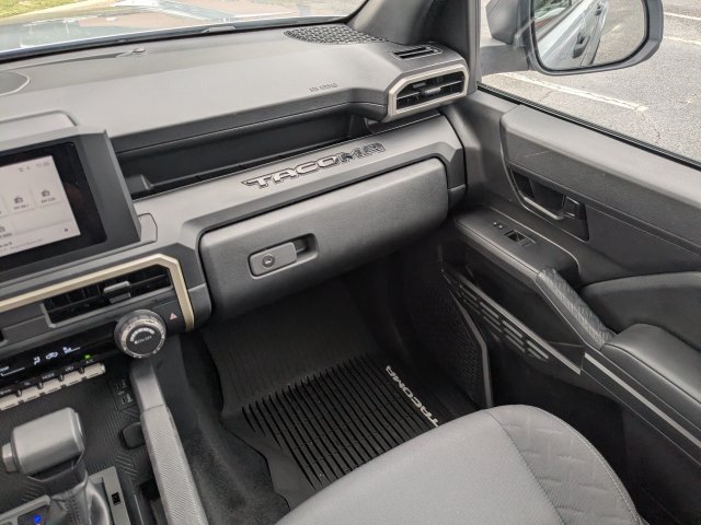 Used 2025 Toyota Tacoma SR RWD image 17
