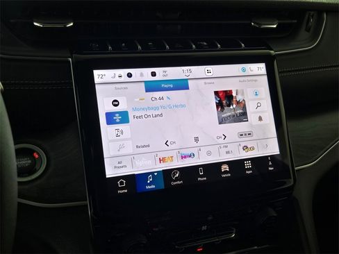 New 2025 Jeep Grand Cherokee Limited image 22